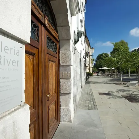 Galeria River Gasthof 3*