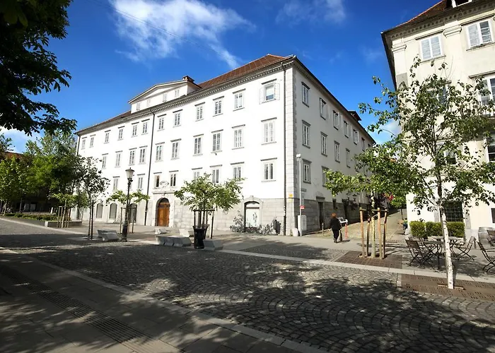 Galeria River Gæstehus