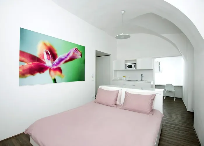 Gæstehus Galeria River 3*