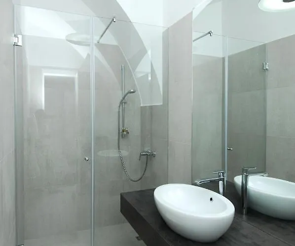 Gæstehus Galeria River 3*