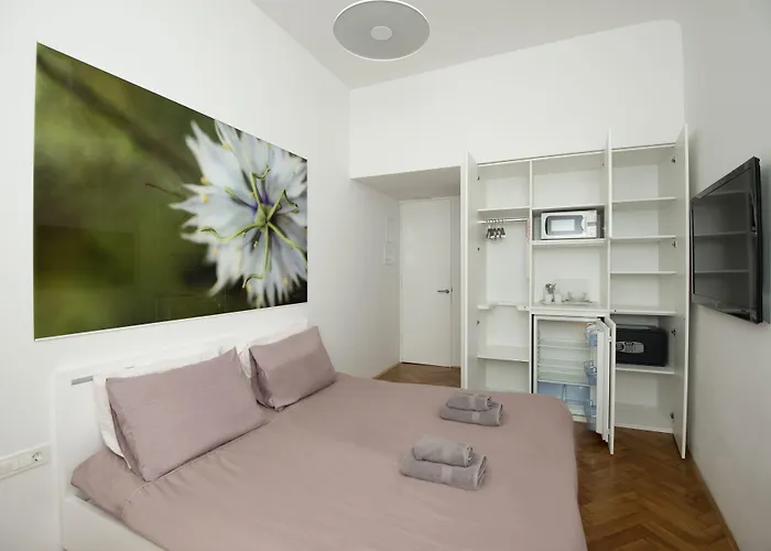 Galeria River Vendégház 3*