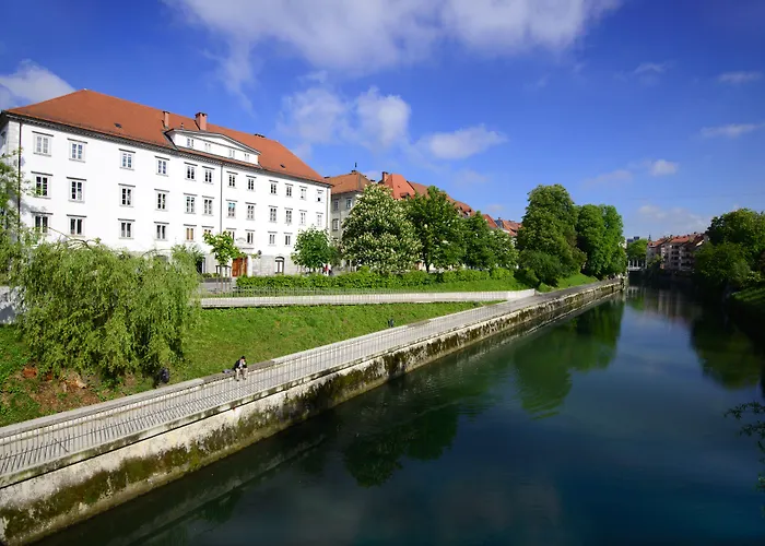 Galeria River Gæstehus 3*